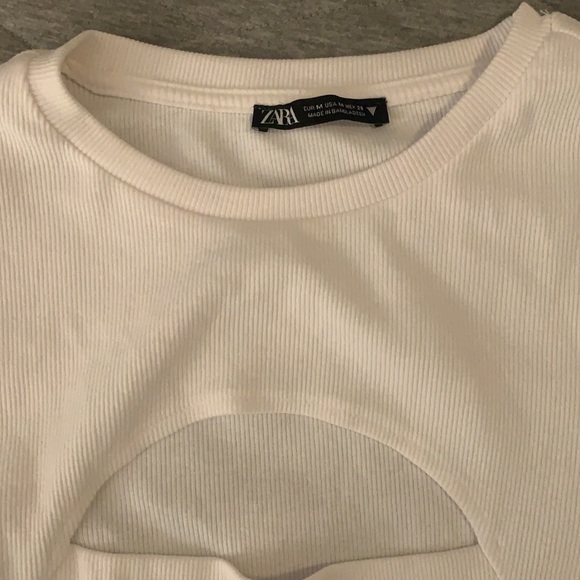 White crop top - Picture 2 of 3